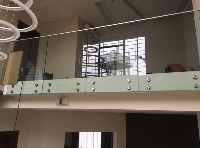 GLASS RAILING FABRICATIONS